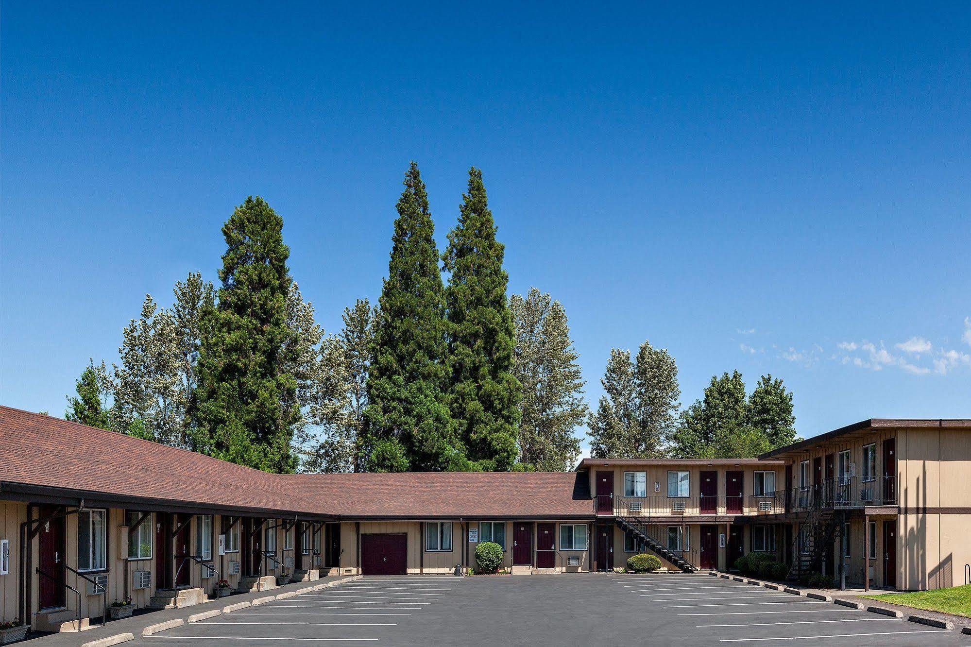 Budget Lodge Eugene - Airport Экстерьер фото