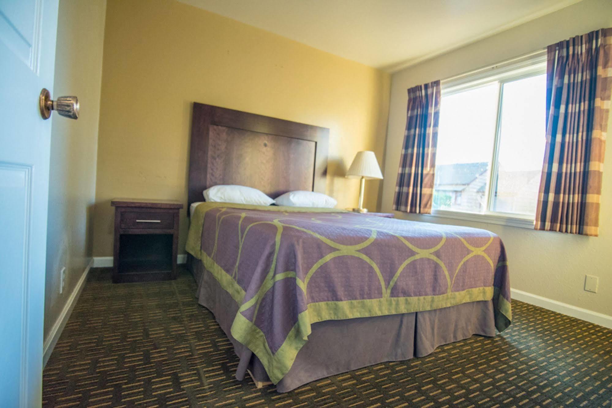 Budget Lodge Eugene - Airport Экстерьер фото