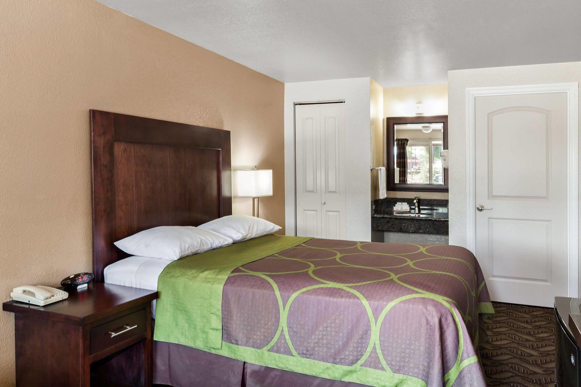 Budget Lodge Eugene - Airport Экстерьер фото
